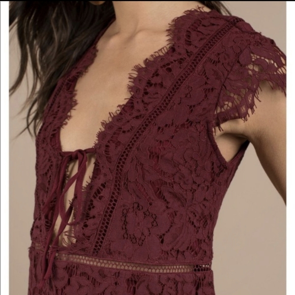 Tobi Sophia Wine Lace Dress - Picture 8 of 14